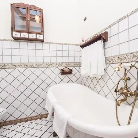 Luxury Spanish Steps