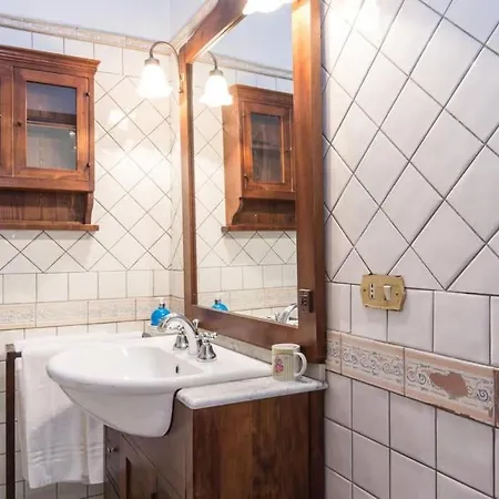 Luxury Spanish Steps Apartment