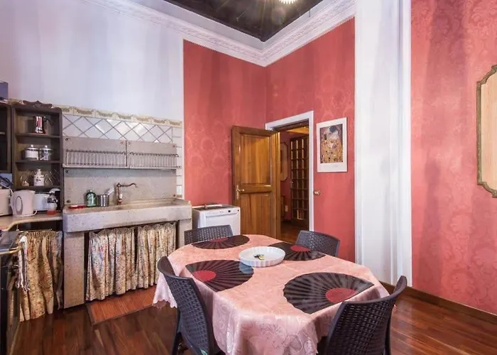 Luxury Spanish Steps