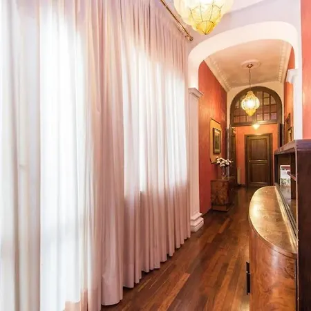 Luxury Spanish Steps Lägenhet